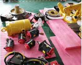 發(fā)那科機器人R-2000iC本體拆機件銷售：電機、減速器、平衡缸……