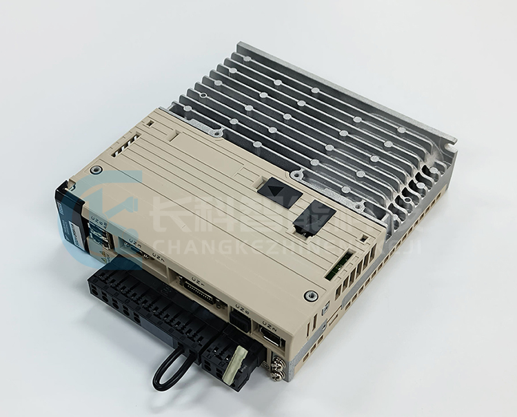 安川400W伺服驅(qū)動(dòng)器SGDV-2R8A11A