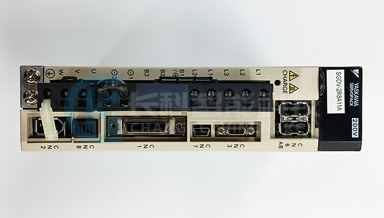 安川400W伺服驅(qū)動(dòng)器SGDV-2R8A11A